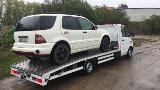 AUTOLAWETA Transport Ciągników Maszyn Rolniczych Bel BUSÓW Aut LAWETA