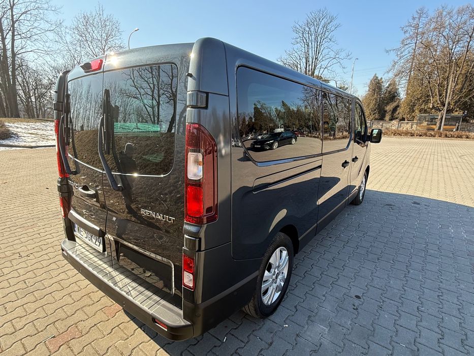 Renault Trafic 170KM(AT) 9 osobowy wynajem, wypożyczenie w AutoRide.pl