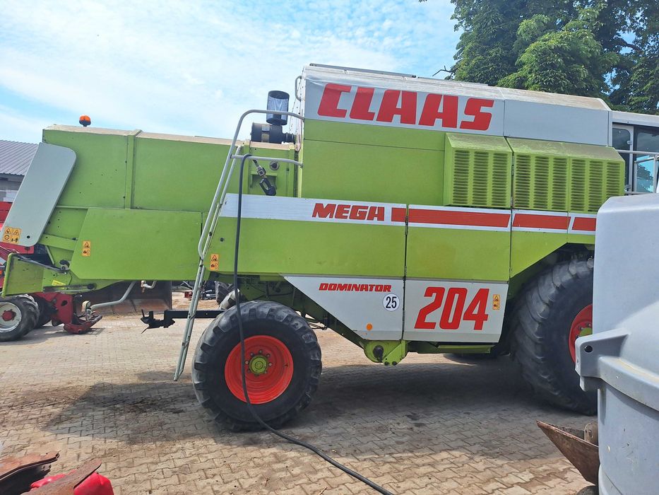Kombajn Claas Mega 204