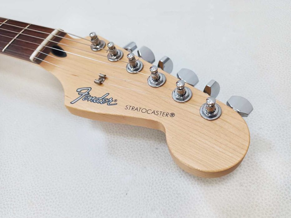 Fender Stratocaster Standard - Made in Japan 2012