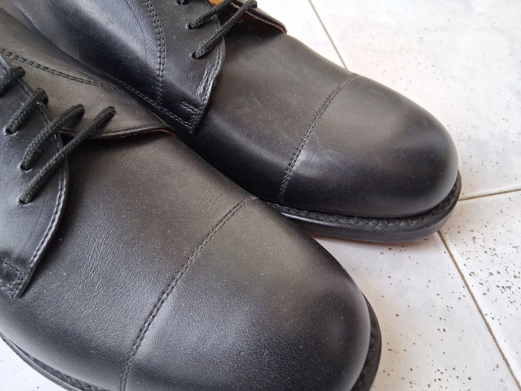 Sapatos derby para homem em pele (estilo clássico)