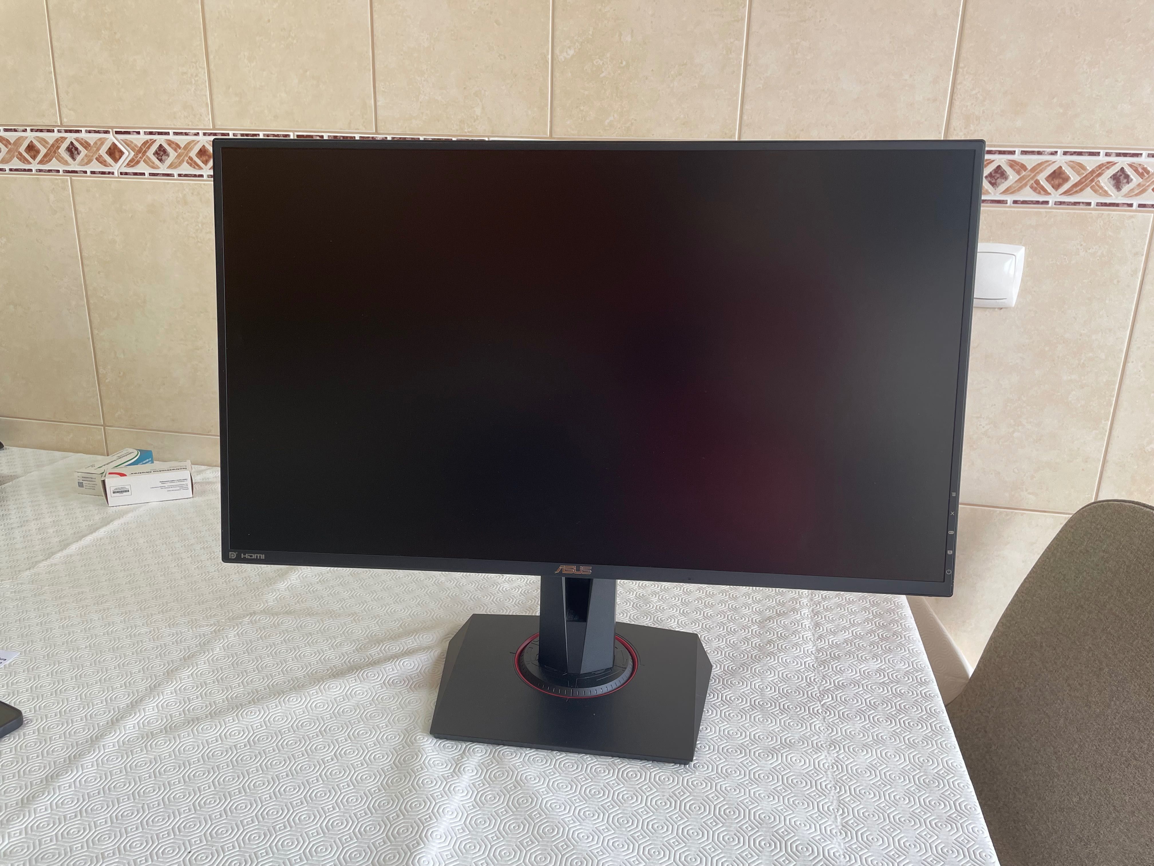 Monitor Gaming ASUS VG278Q (27'', 1 ms, 144 Hz, G-Sync e  FreeSync)