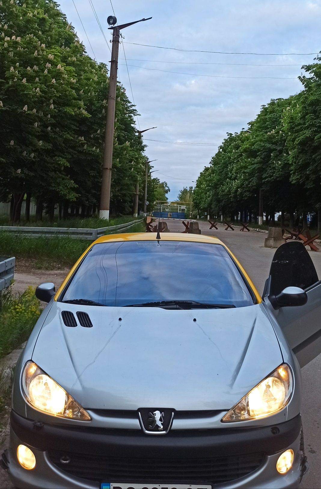 Peugeot 206 cc cabrio гарний стан
