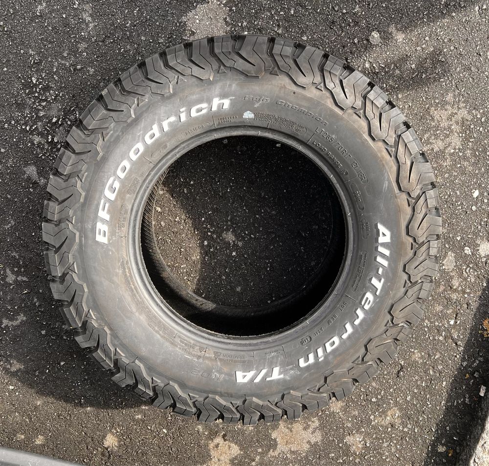 Pneus Bfgoodrich 285/70/R17 all-terrain A/T