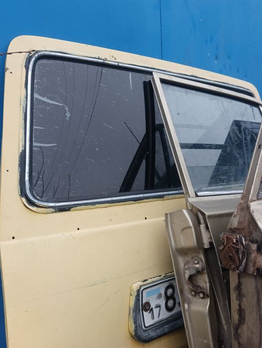 Продам двери на ваз 2101