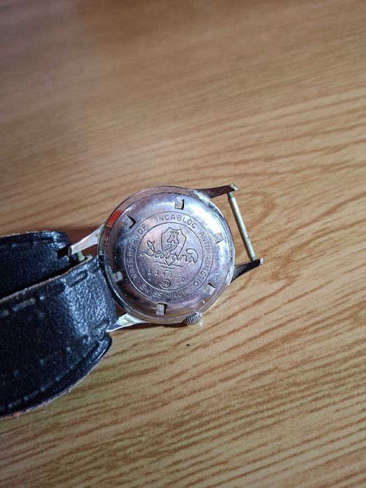 Zabytkowy Zegarek Delbana