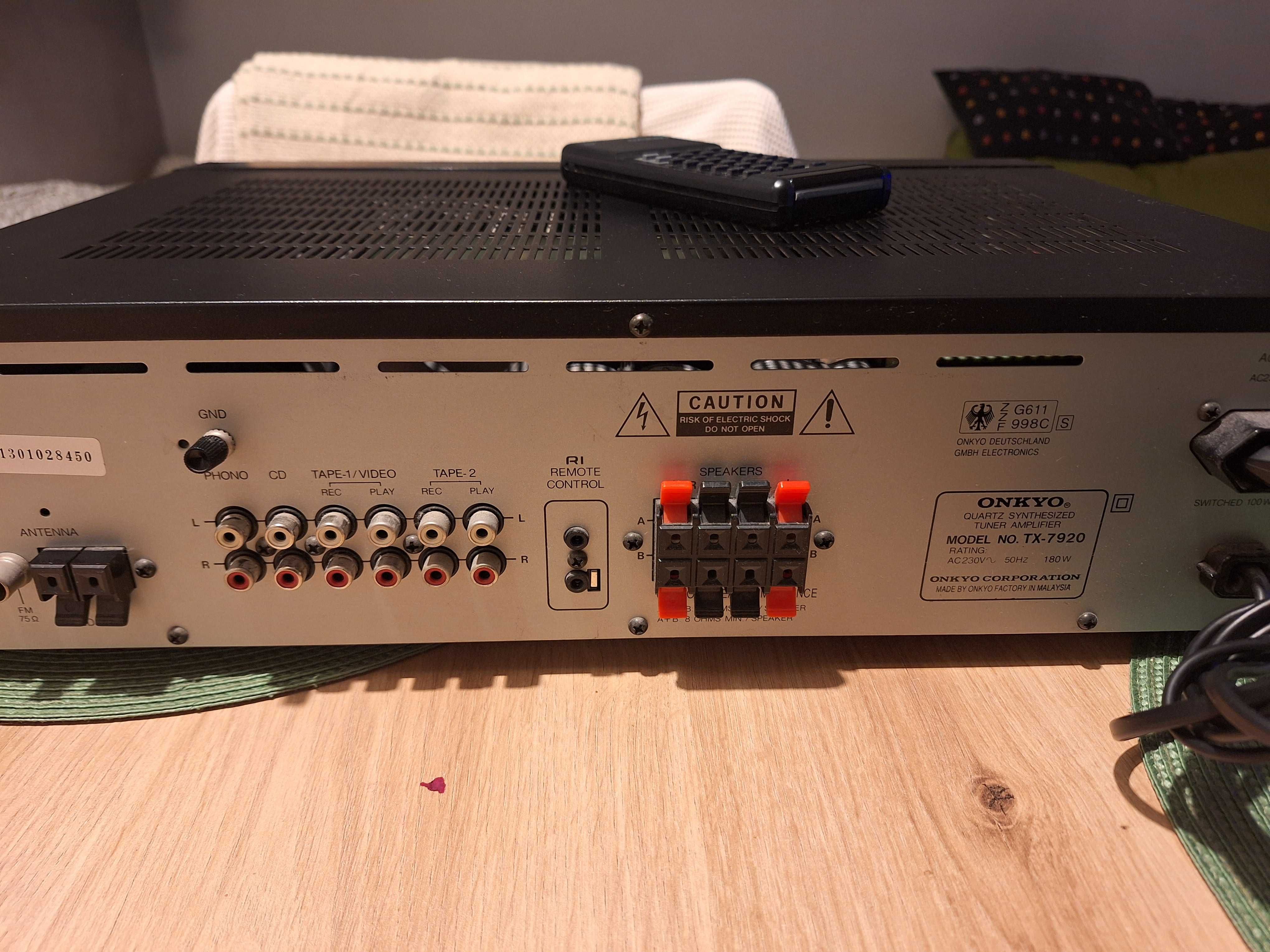 Onkyo TX-7920 z pilotem/Onkyo CP-1200A + headshell