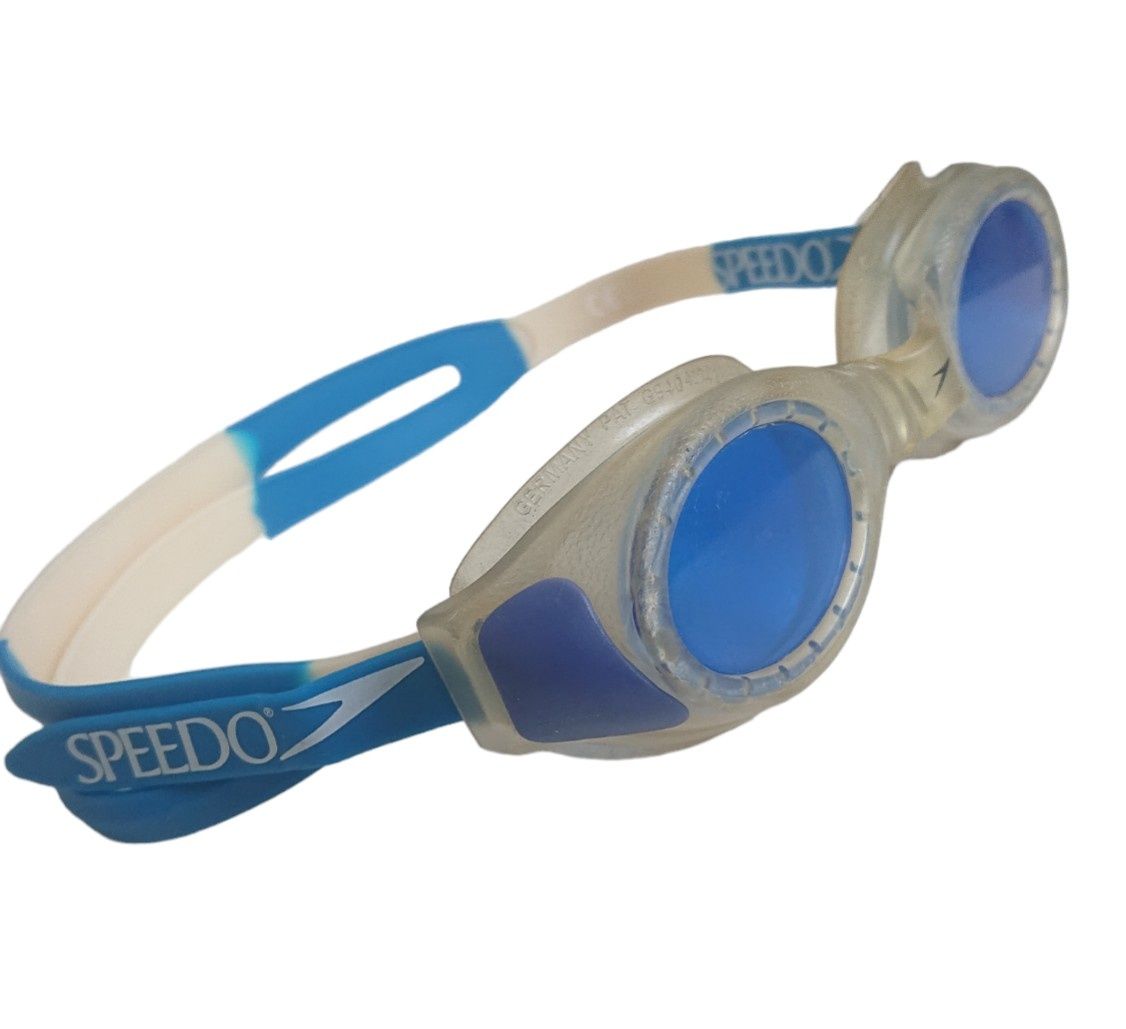 Фирменные очки для плавания из германии Speedo