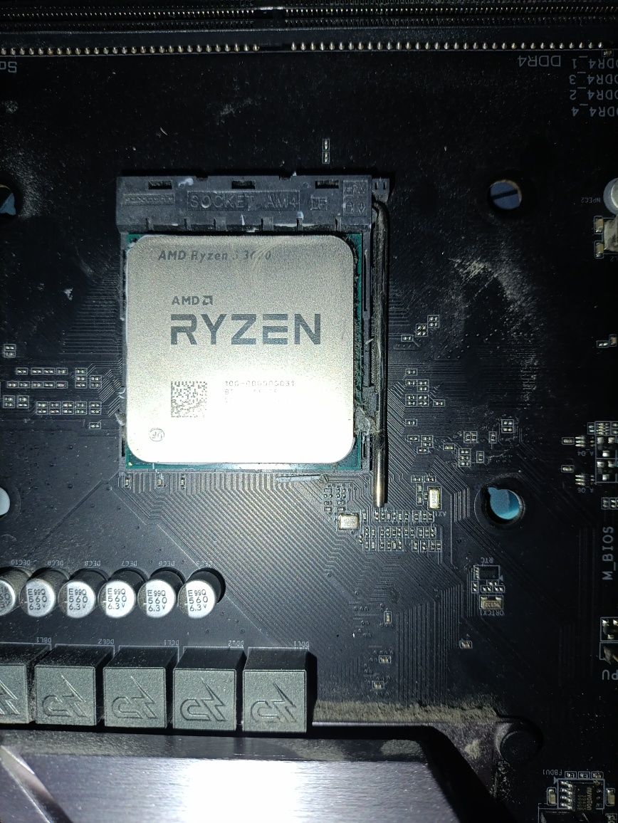 aorus b450 elite + ryzen 5 3600 + pamięć RAM DDR4 3200mhz 16gb
