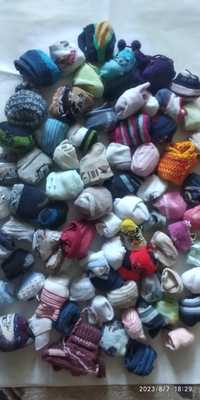 Продаю 85 пар детских носков.опт  200гр Раз от 0 до  7 лет.