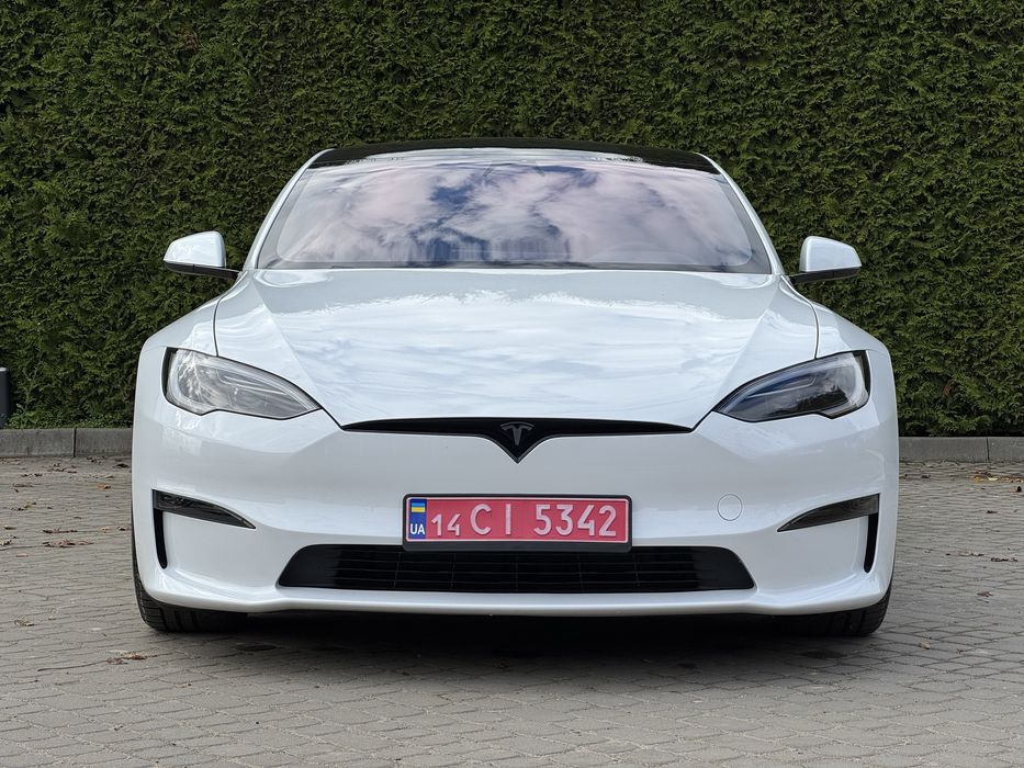 Tesla Model S Long Range