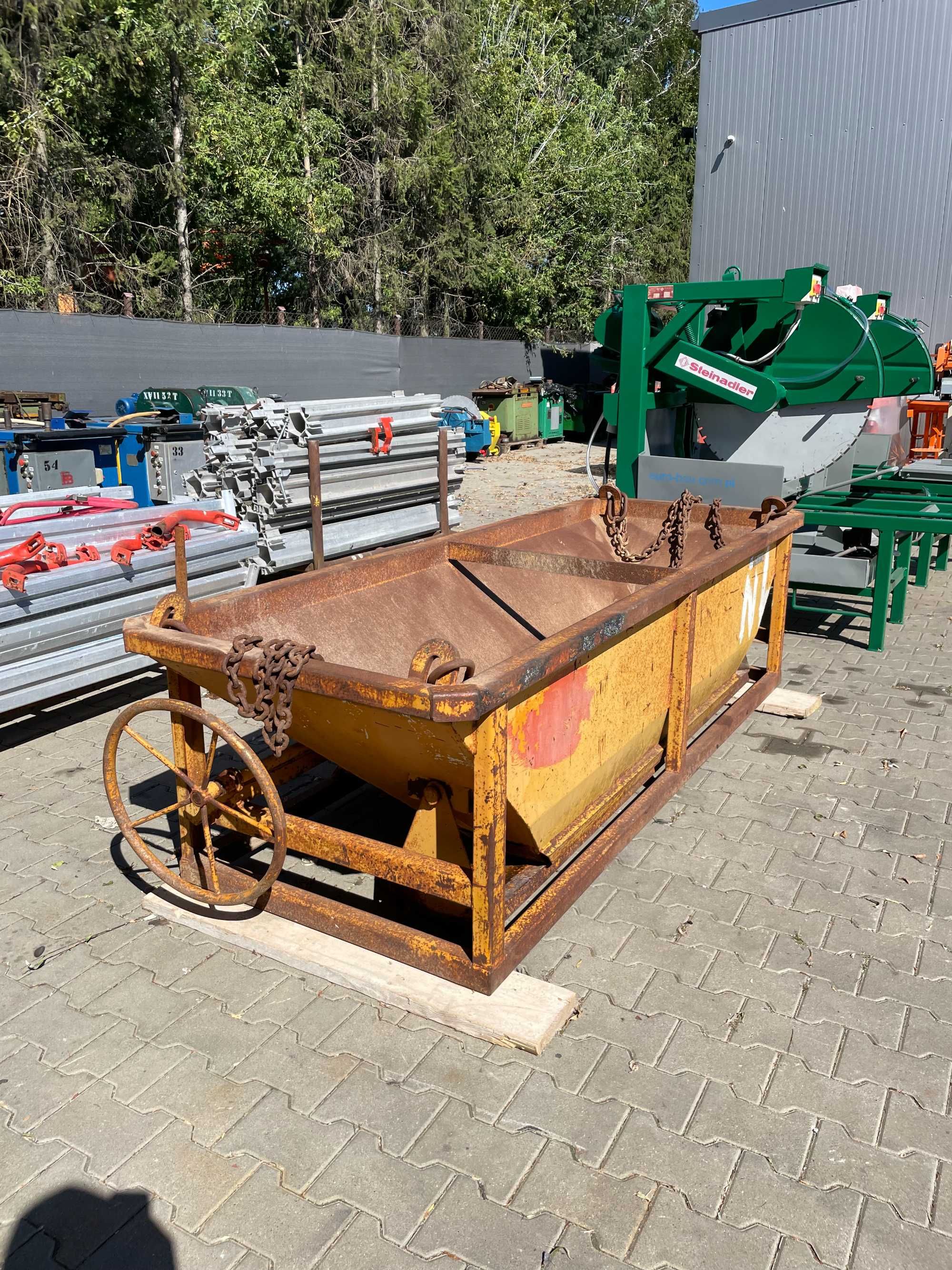 Pojemnik zbiornik dźwigowy Eichinger 1000L/2600kg betonu zaprawy Nr36