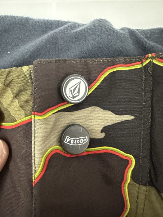 Volcom V-Bird Gore-Tex Snowboard Pants M оригінал (камуфляж)