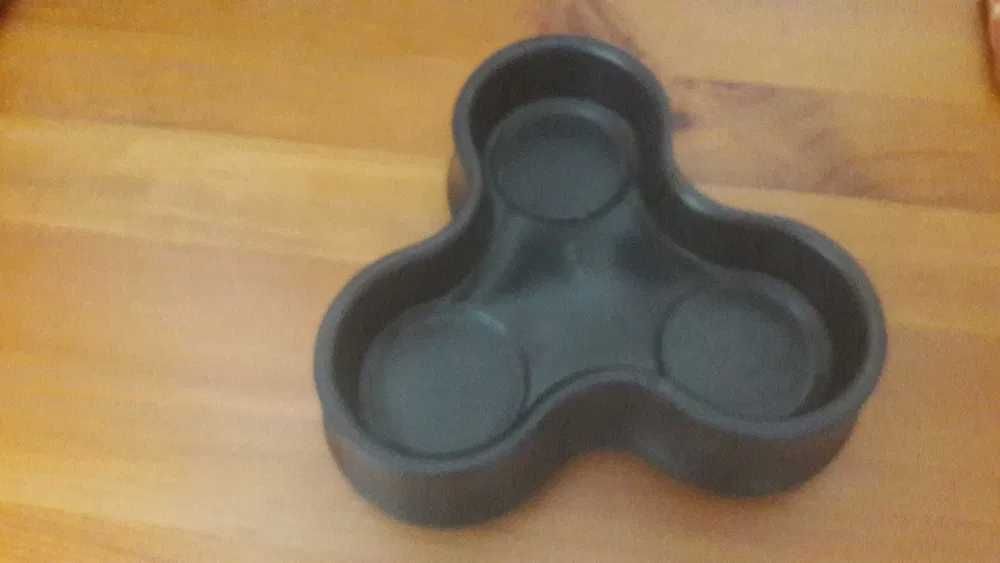 Świecznik potrójny czarny mat na świeczki podgrzewacz tealight