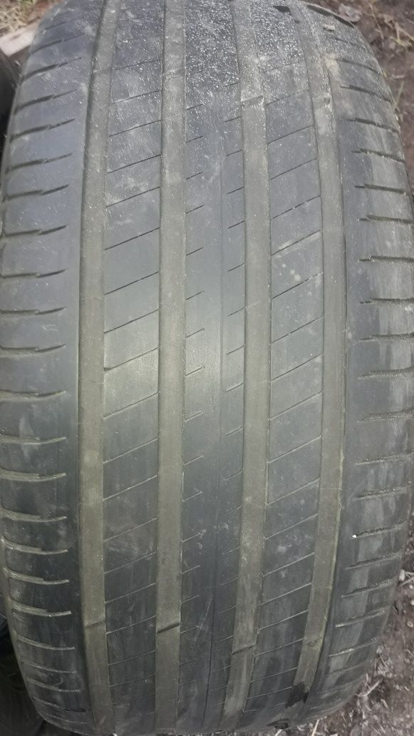 Авто шини 225/50R19 Michelin 19рік 1000грн (поскран)