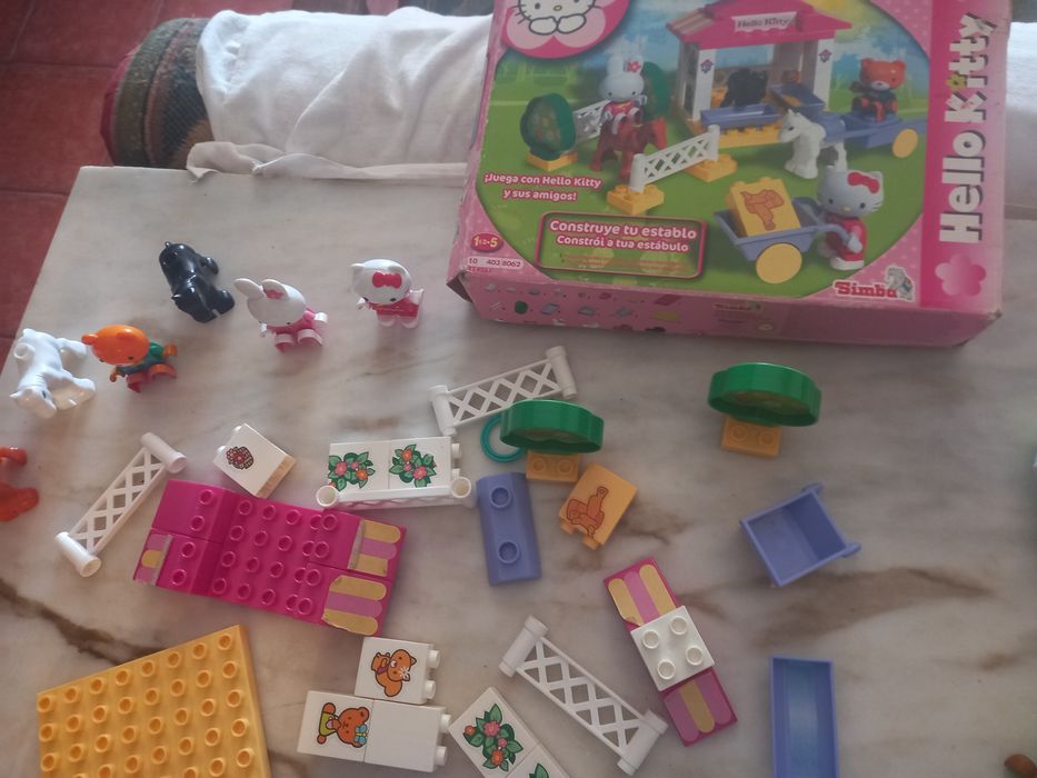 Artigos Menina Pinipons/Hello Kitty