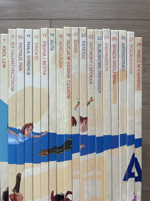 Zestaw ksiazek i figurek audiobajki disney deagostini