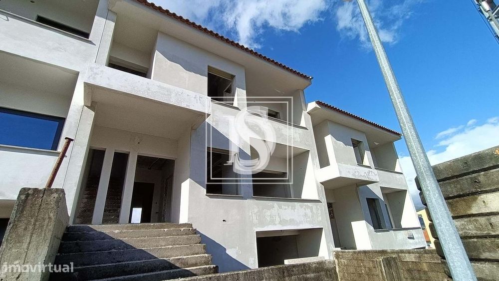 Moradia em Banda T3 em UDF de Arcos de Valdevez (Salvador), Vila Fonch