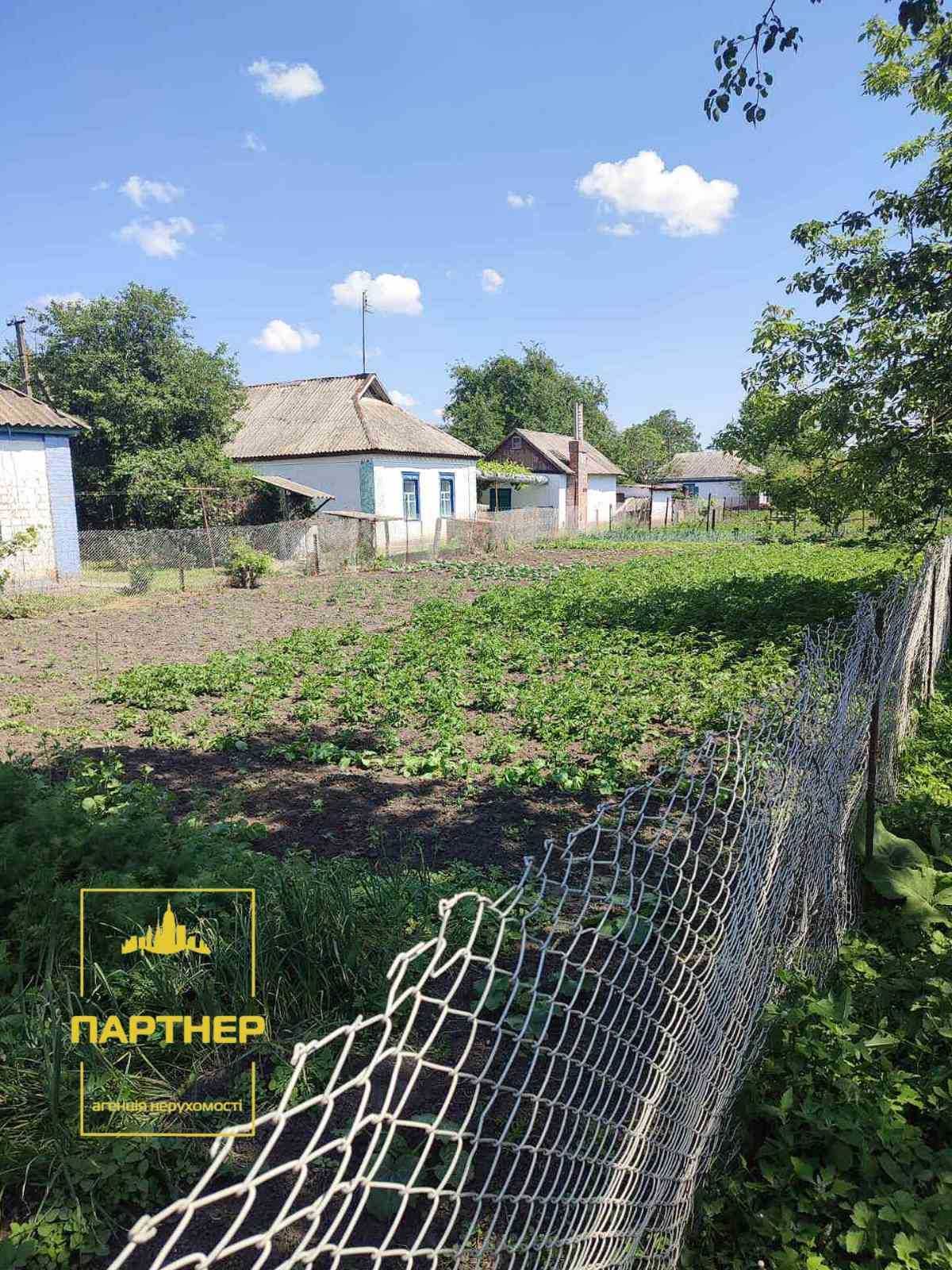 Продам  житловий  будинок  у  Глобине