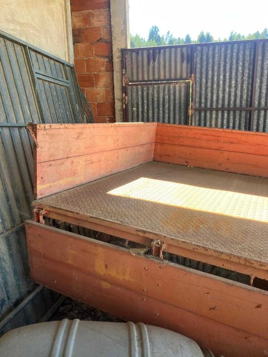 Reboque galucho 4500kg  basculante