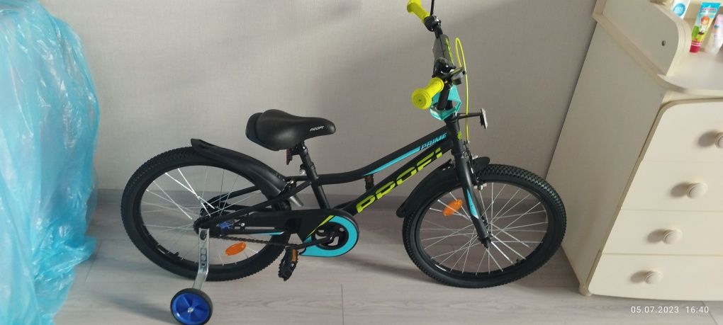 Продам детский велосипед Profi Prime 16 дюймов,черный.