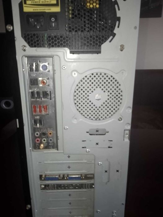 komputer + monitor