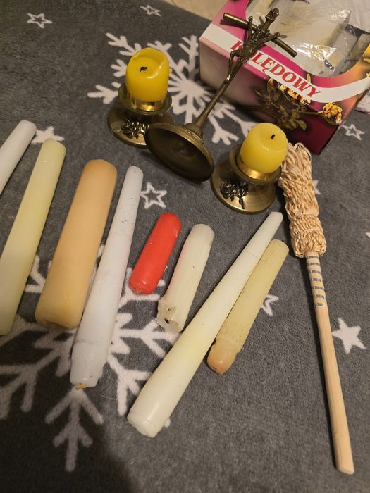 Zestaw kolędowy świece krzyżyk dewocjonalia