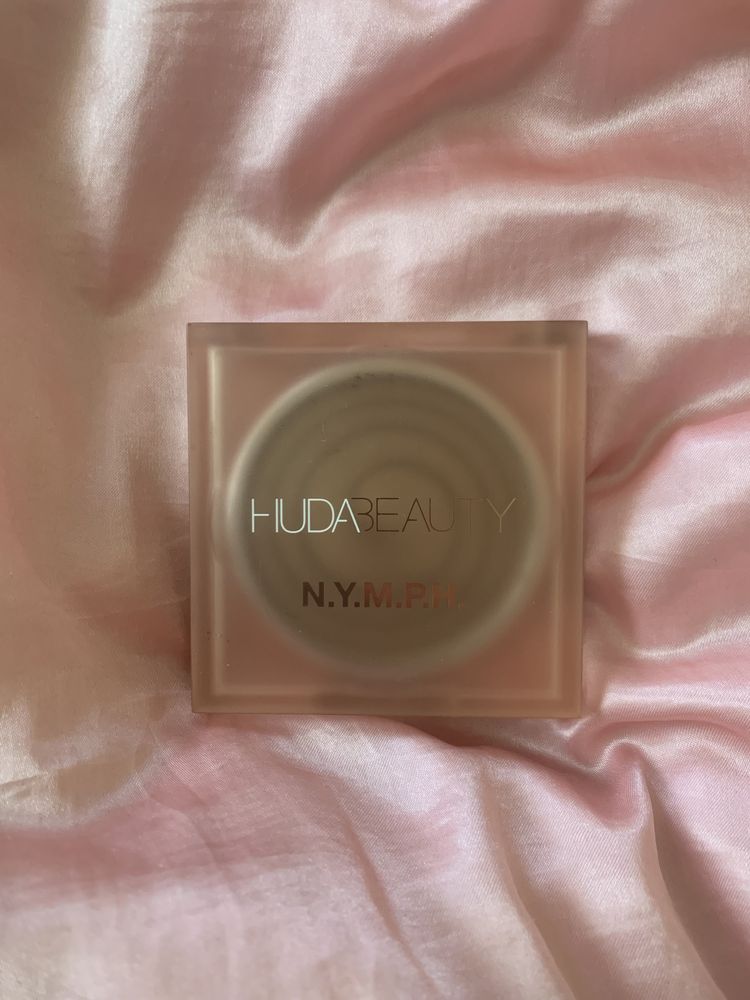 HudaBeauty H.Y.M.P.H