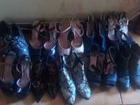 Sapatos semi novos