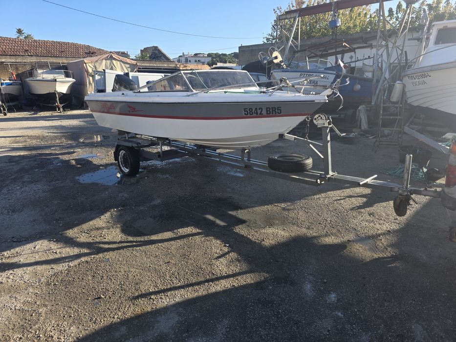 Barco Riamar 4.40 yamaha 60