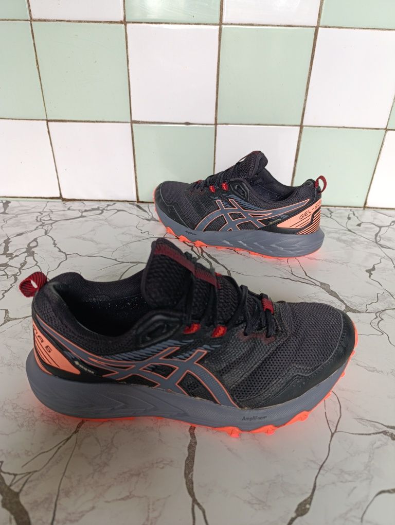 Asics Sonoma p.41,5 Nimbus, Cumulus, Kayano, patriot, phoenix
