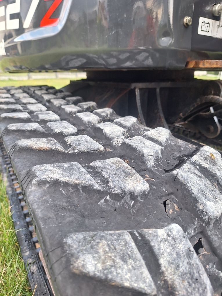 Bobcat e27 z  2019roku