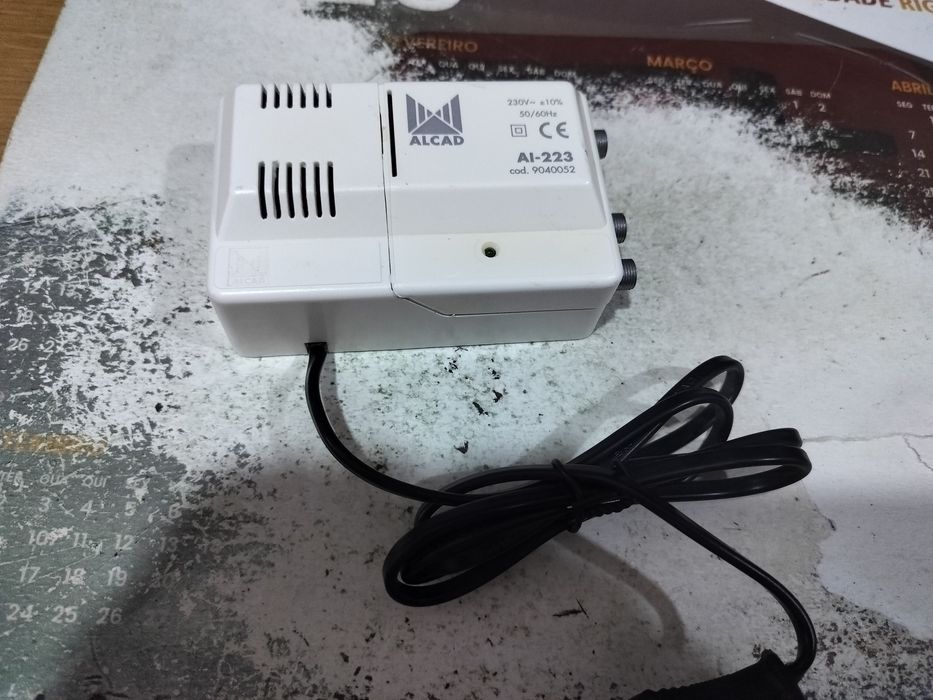 Amplificador de antena interior