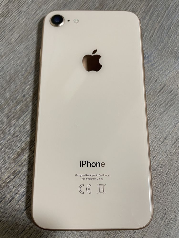 Apple iPhone 8 64GB Gold