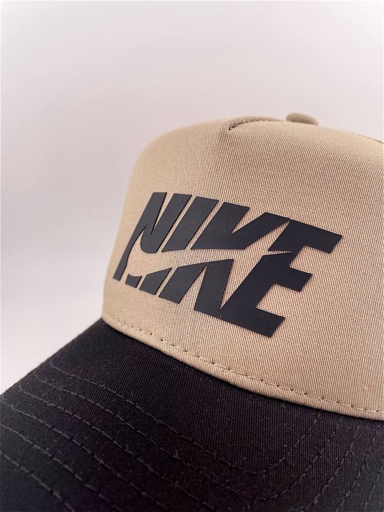 Бейсболка тракер NIKE летняя с сеткой