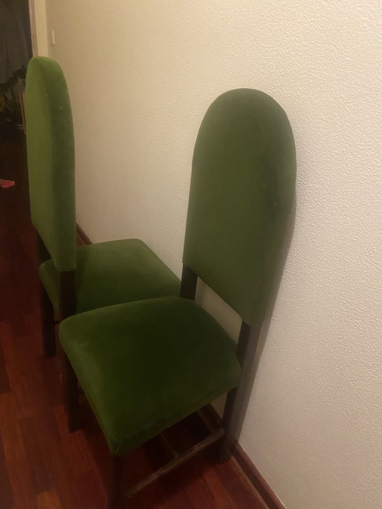 Cadeiras em veludo 8x
