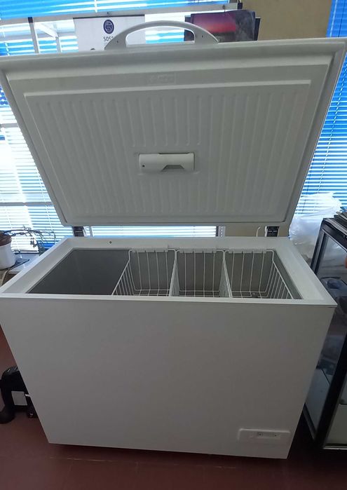 Arca frigorífica Zanussi