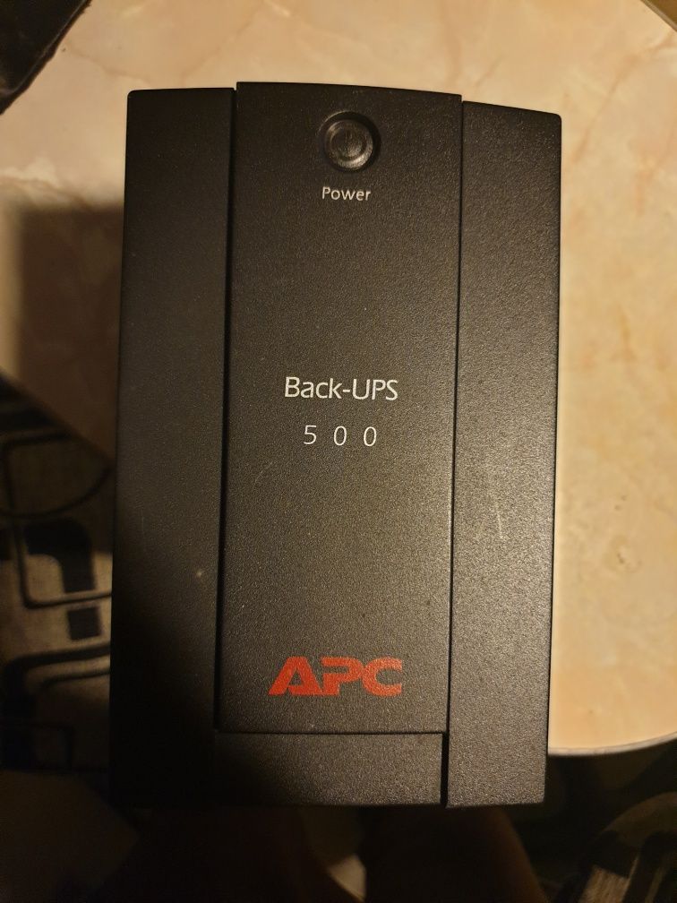 ДБЖ APC Back-UPS 500
