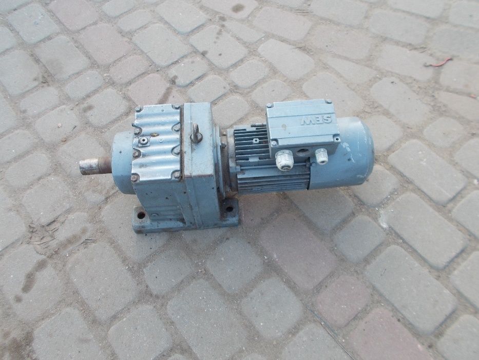 Motoreduktory o obr. 1,5, 20,31, 40,60,80,90,100,120,140,160,400,