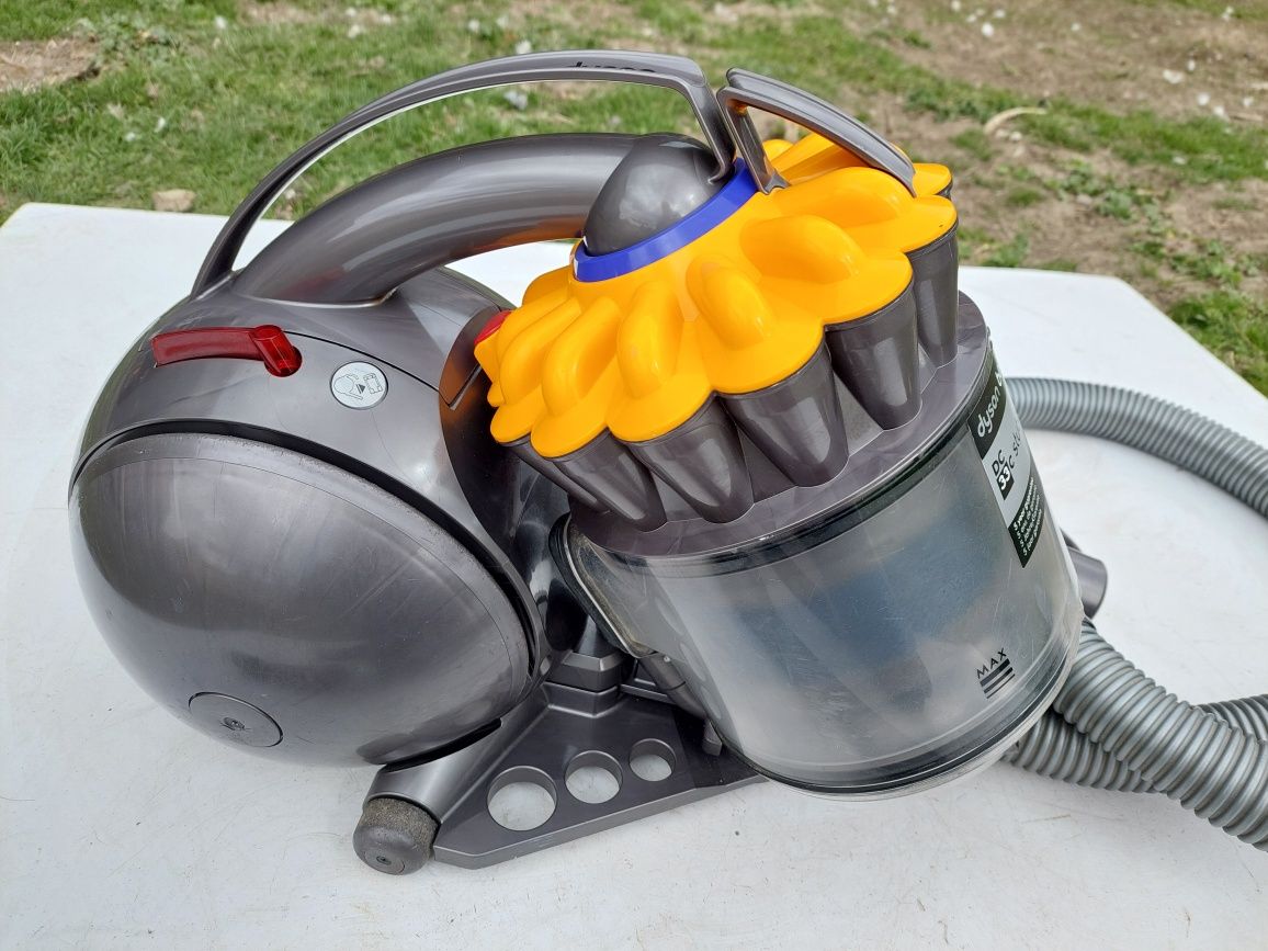 Odkurzacz dyson dc 33c Stubborn