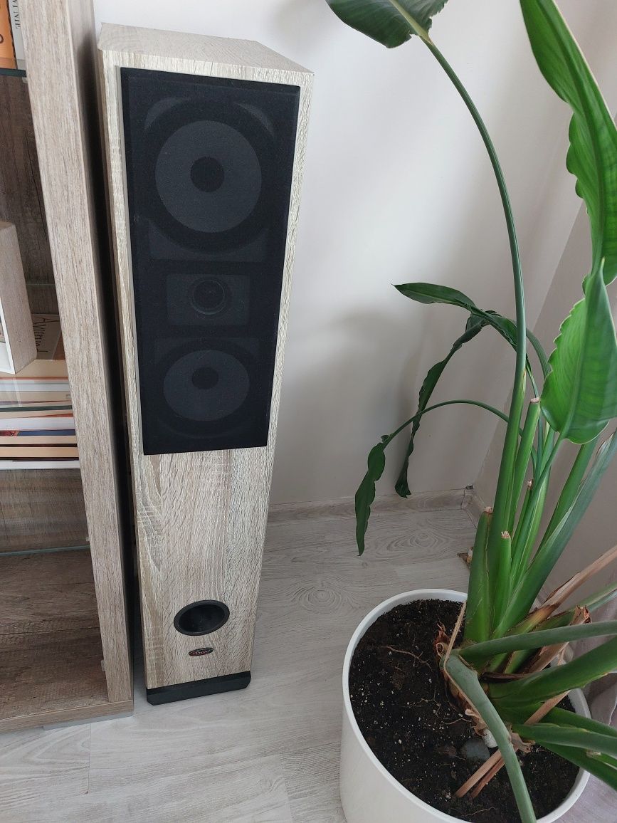 Amplituner Yamaha+ zestaw 5 głośników Prism
