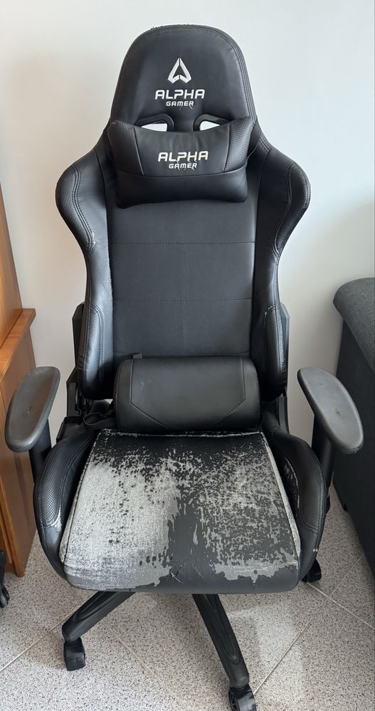Cadeira Gaming Alpha Gamer Preta