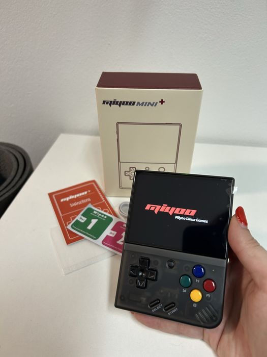 Consola Miyoo Mini Plus Crystal Black