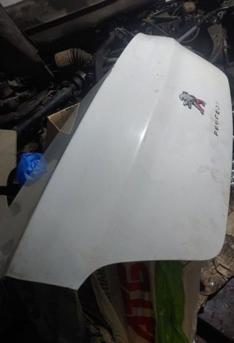 Крышка багажника Пежо 301 ляда Peugeot 301 багажник кришка багажник па