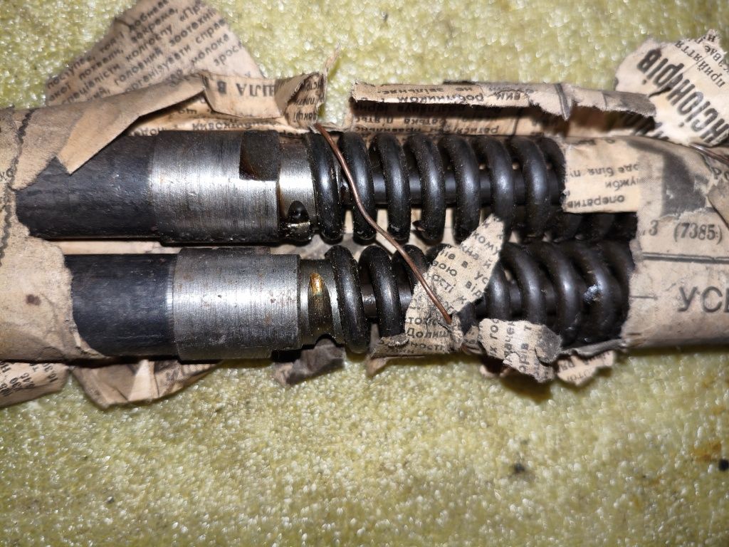 Sprężyny przedniego zawieszenia Dniepr MT K650 Ural K750