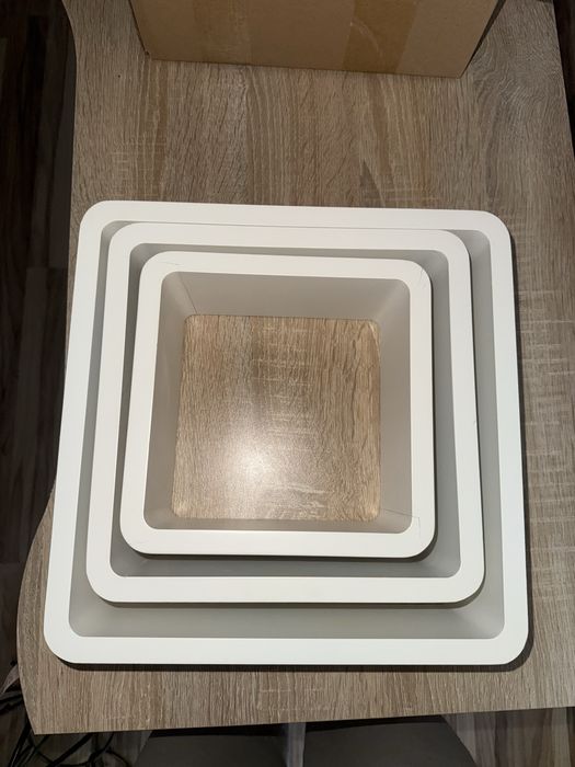 Półki/ ramki na sciane wiszace  30 cm