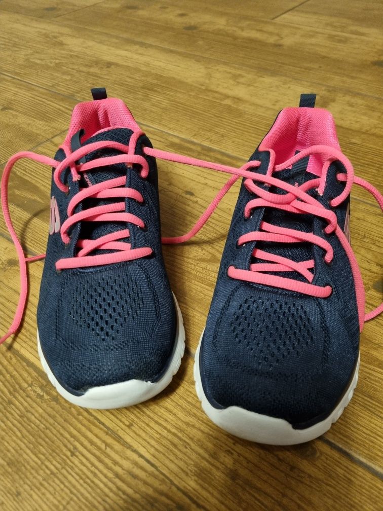 BUTY SKECHERS R.38
Get Connected 12615/NVHP Navy/Hot Pink