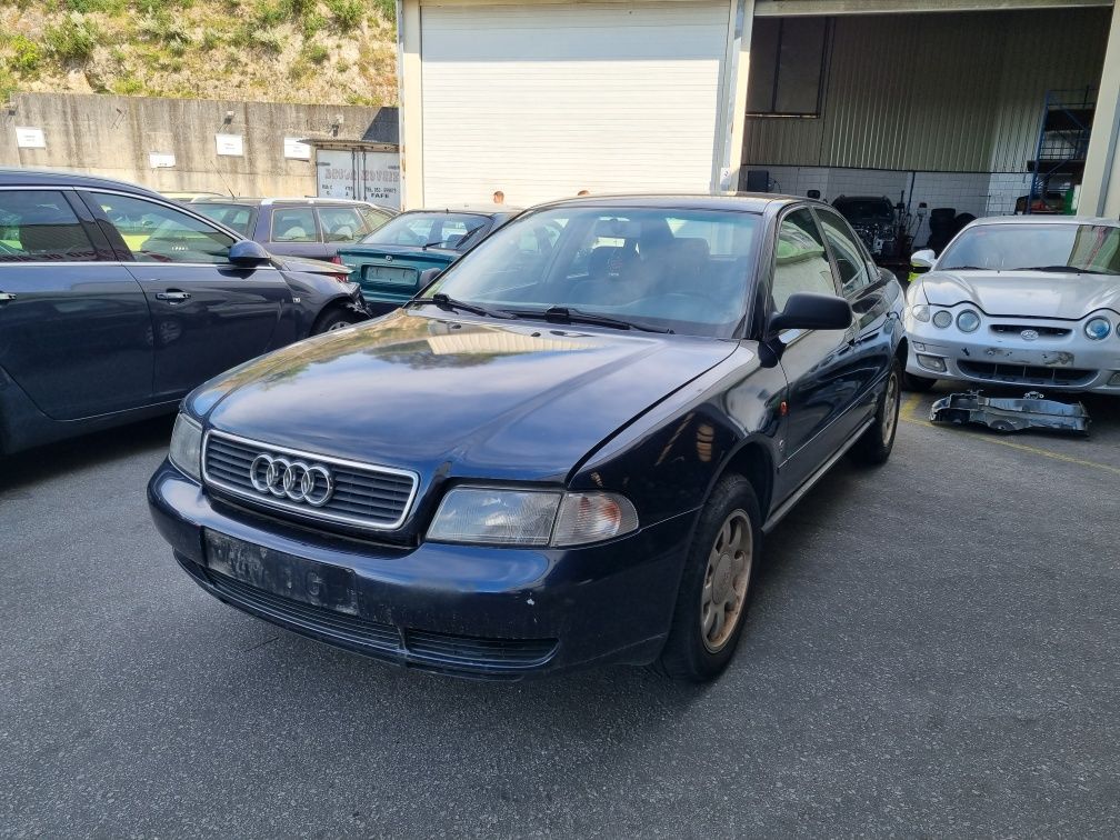 Audi A4 B5 1.8 Turbo de 1996 para peças