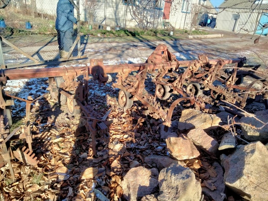 Продам культиватор