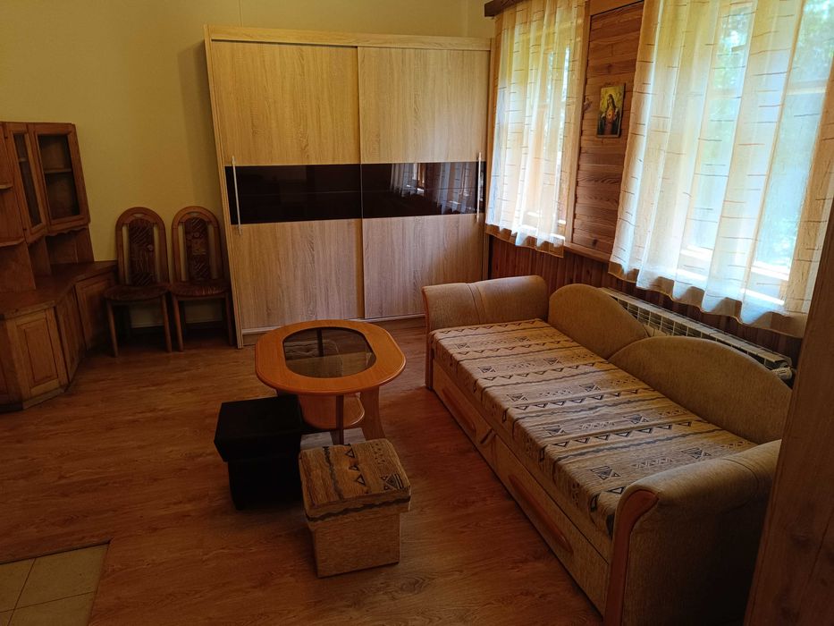 Przestronny apartament 75 m² • Oddzielne wejście • Parking • Żmiąca